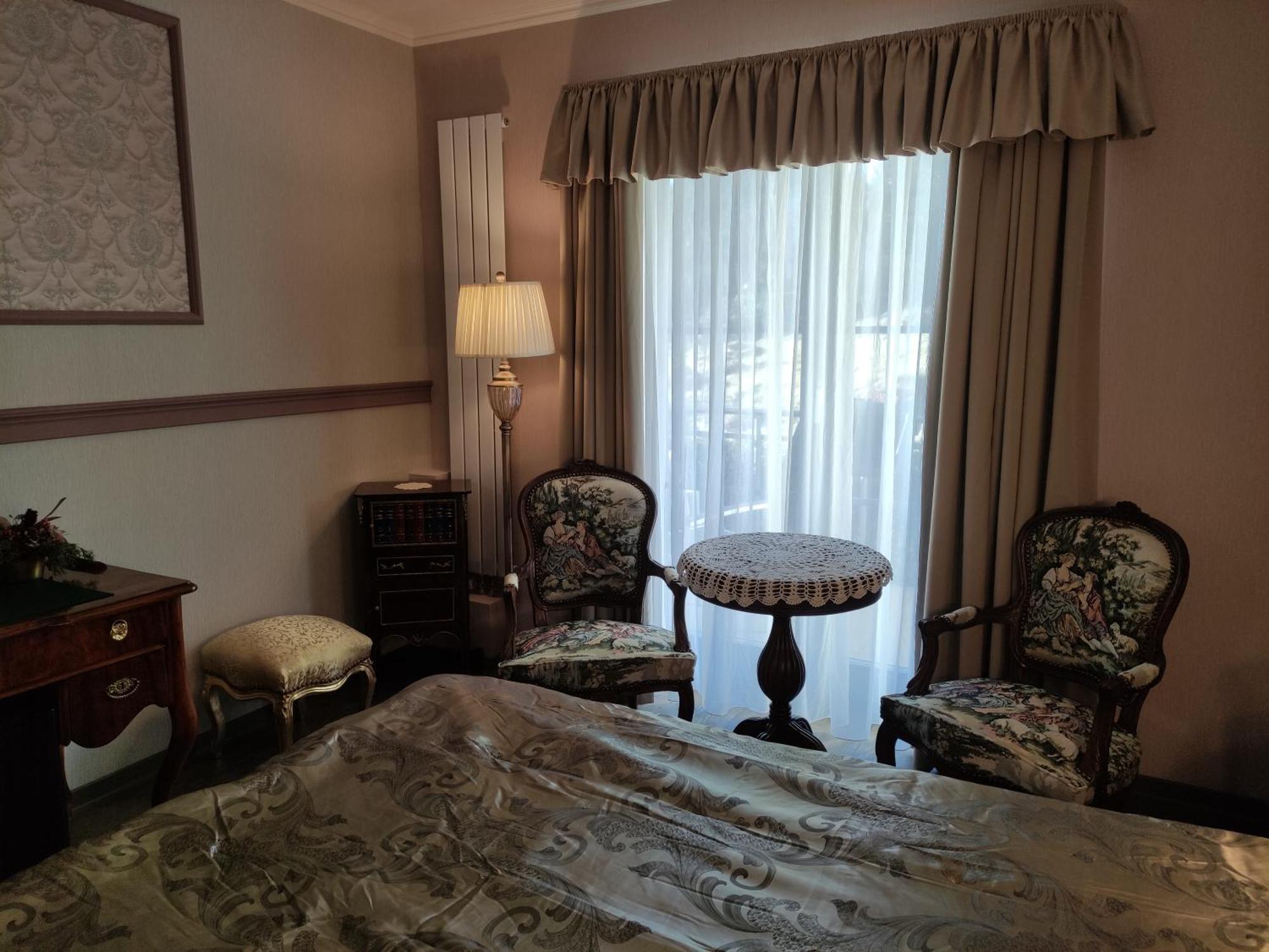 Pilgrims Inn 克里沙 外观 照片